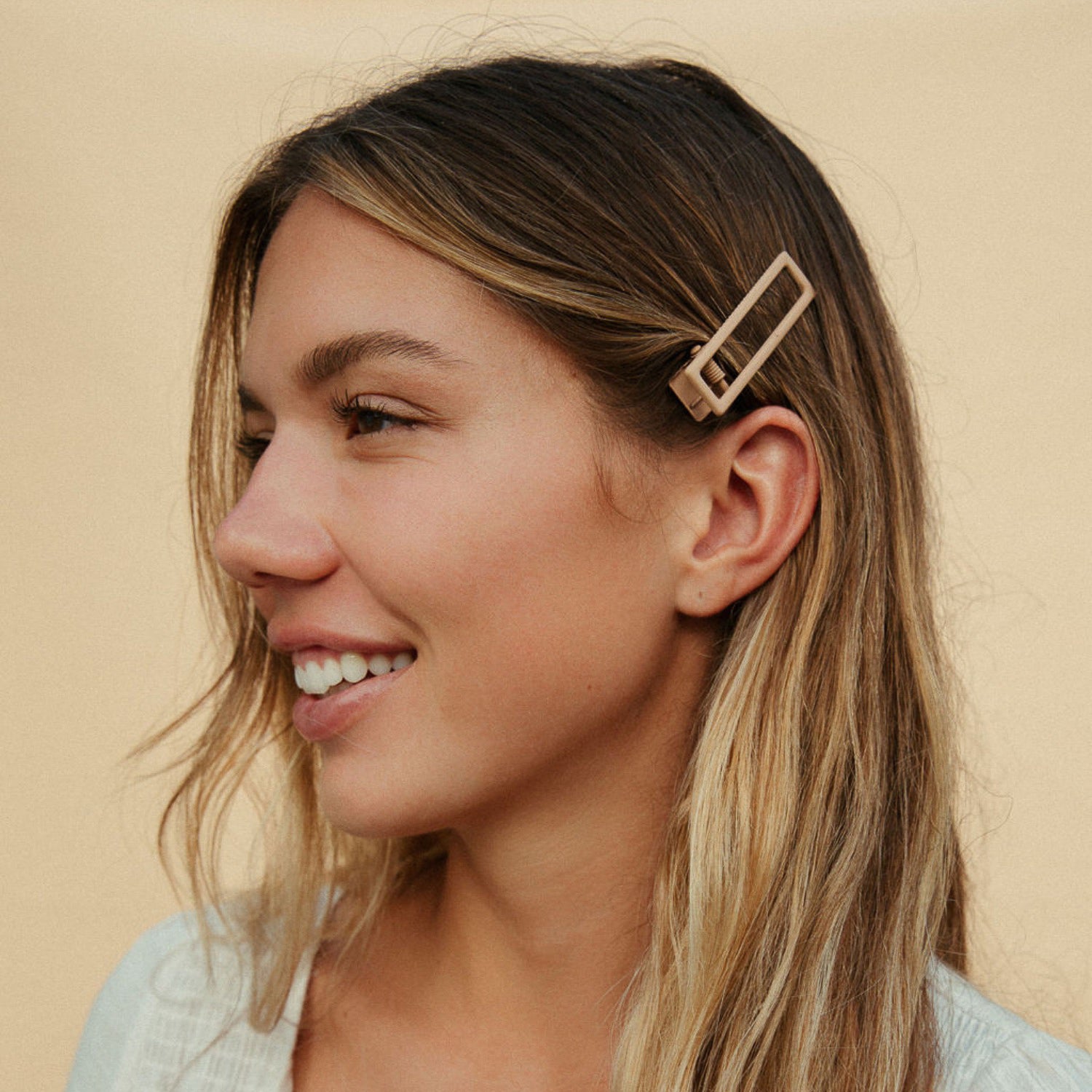 Lu Lu hair clip in black clips Nat + Noor