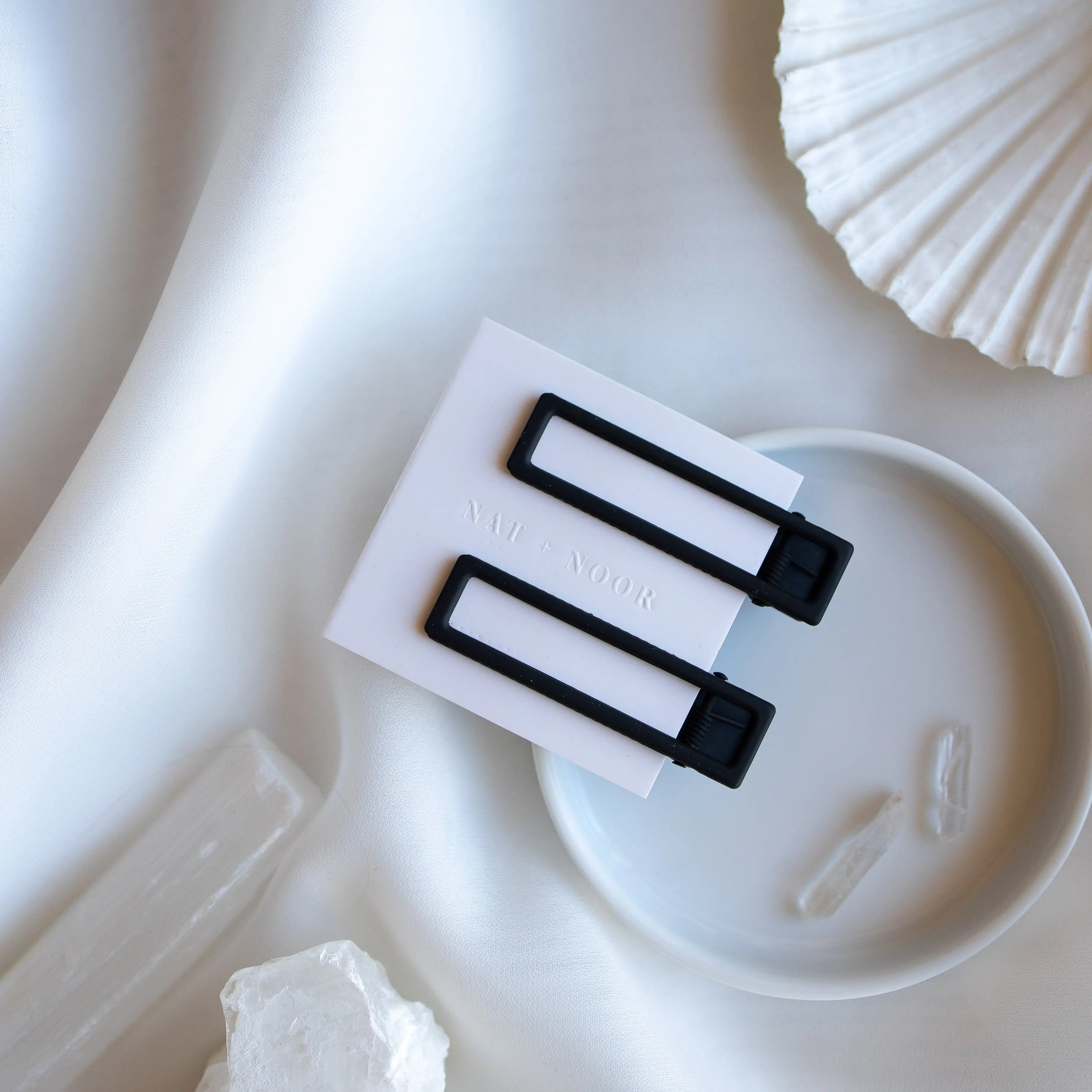 Lu Lu hair clip in black clips Nat + Noor
