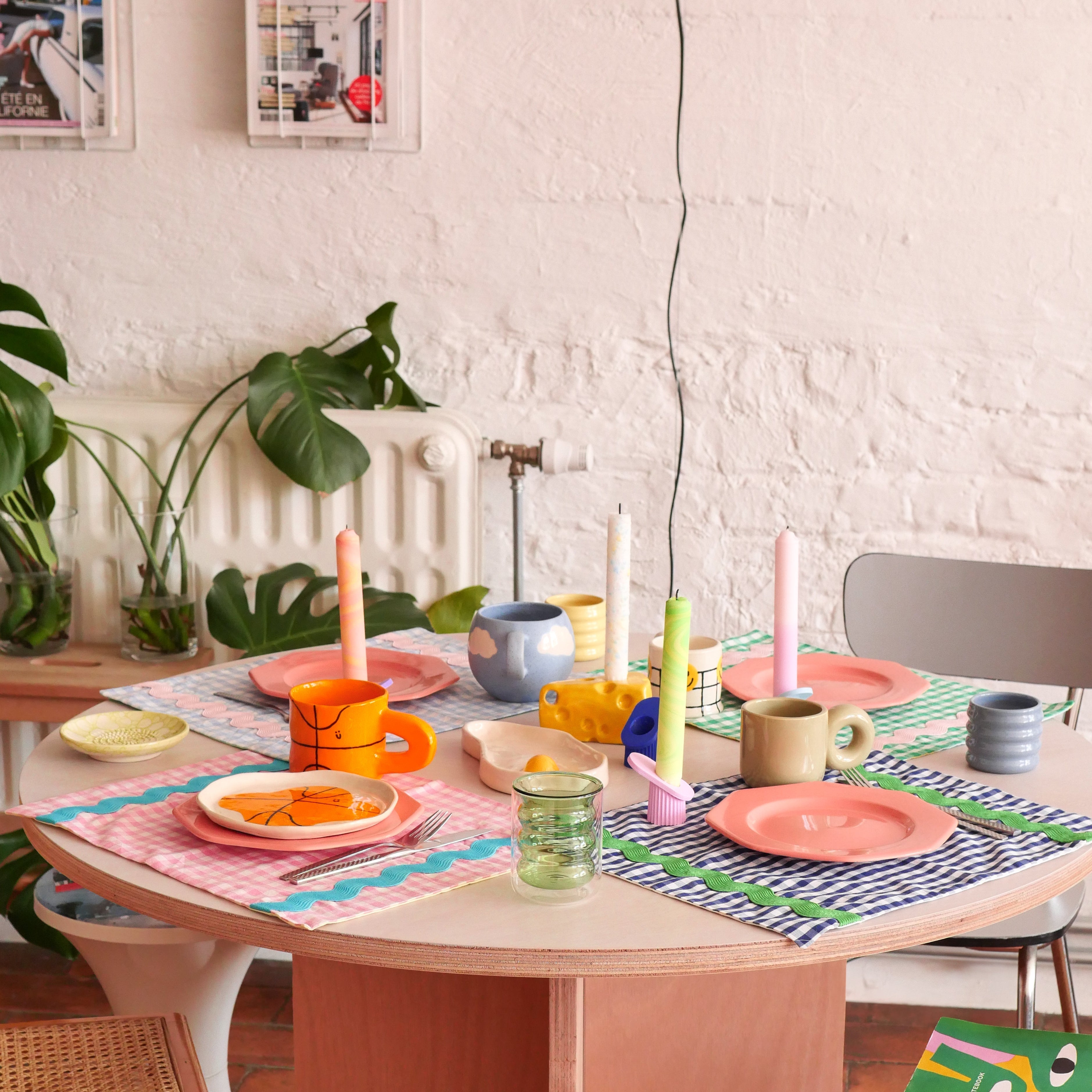 Table & Kitchen