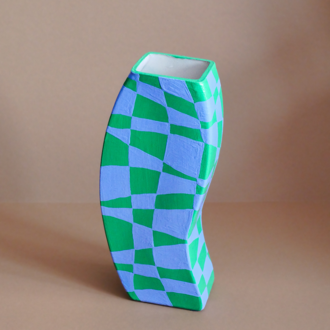 Twisted Illusion Vase