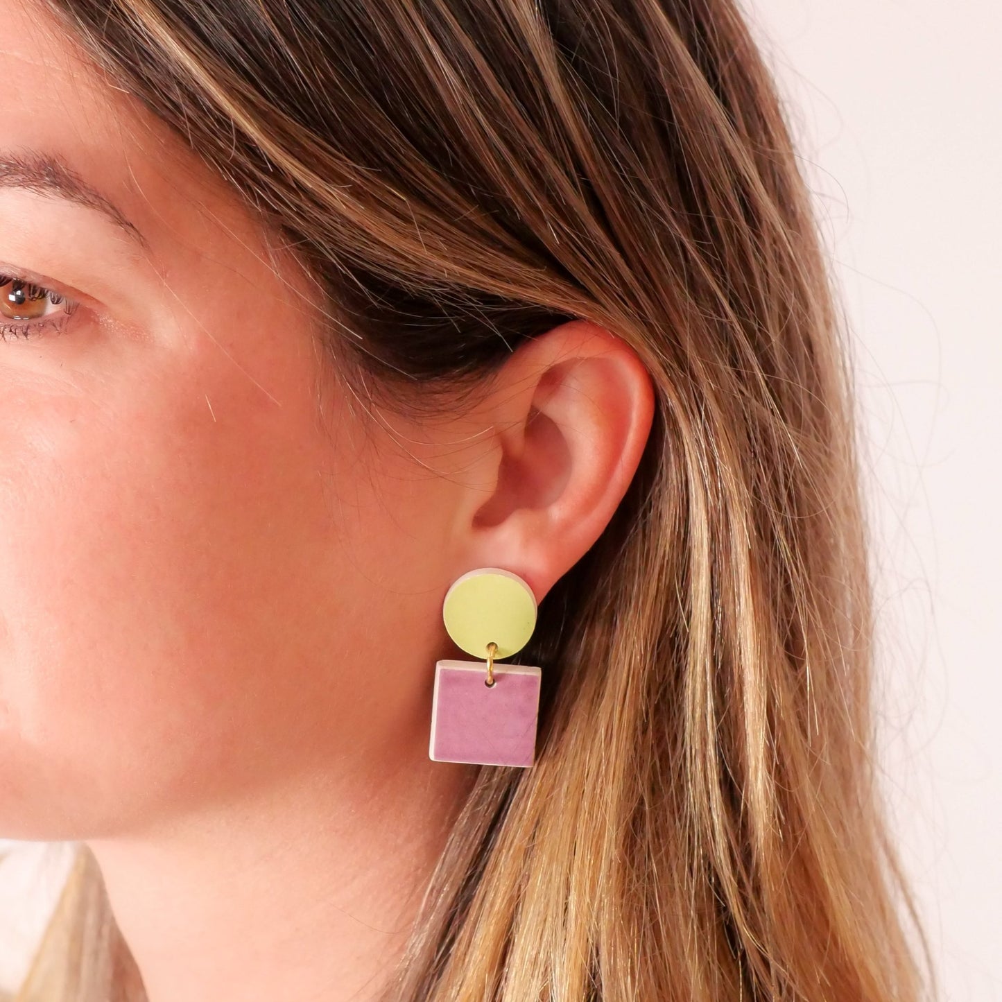 Simonette earrings in pale green and purple - Re - leaf