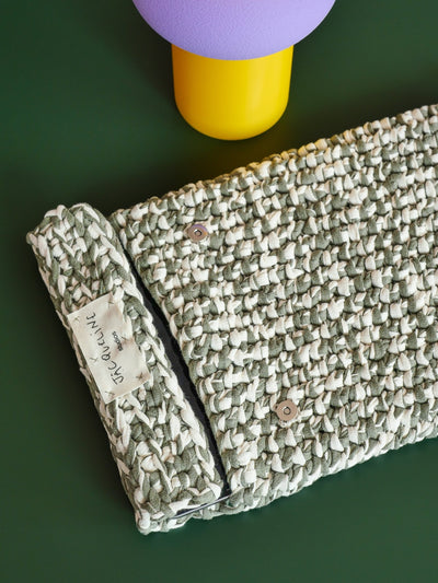 Sleeves - White and sage - Re - leaf