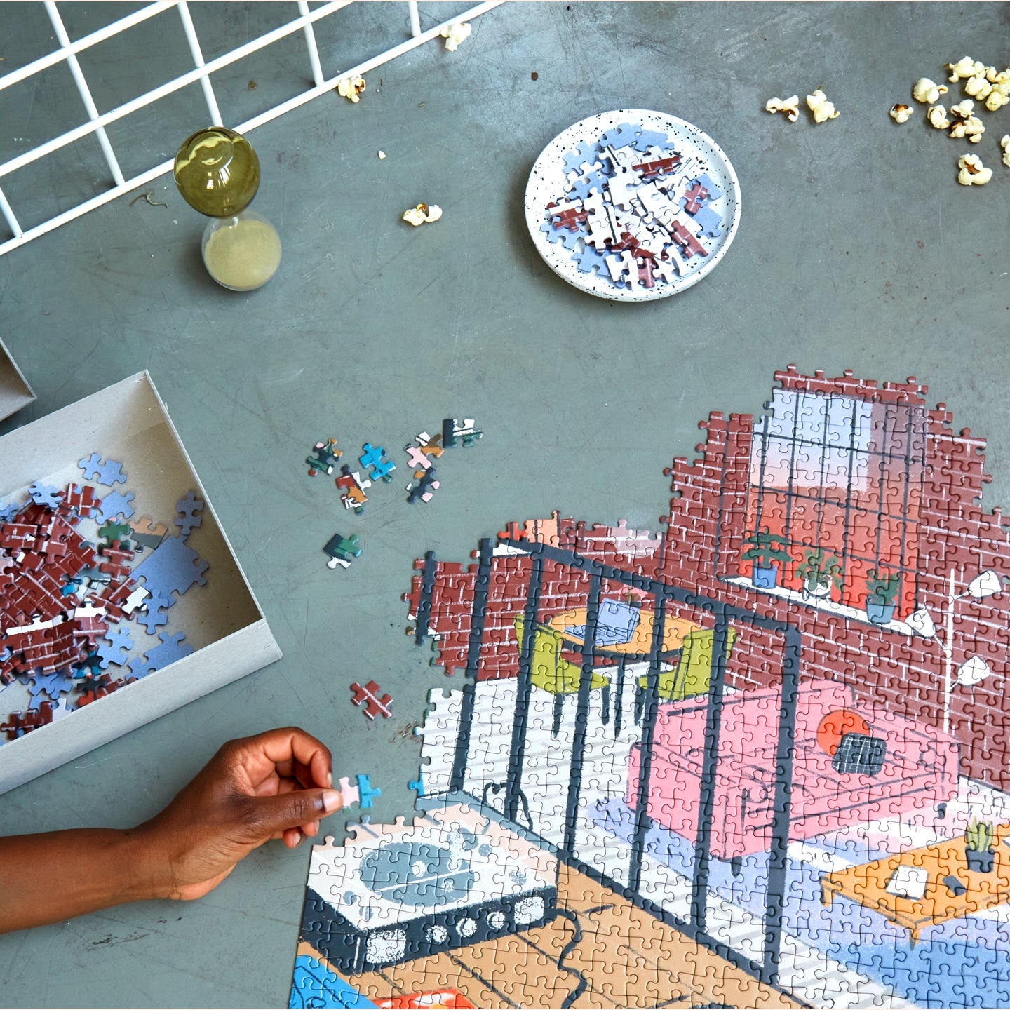 »Turntable Loft« von Haley Tippmann Puzzle - Re - leaf
