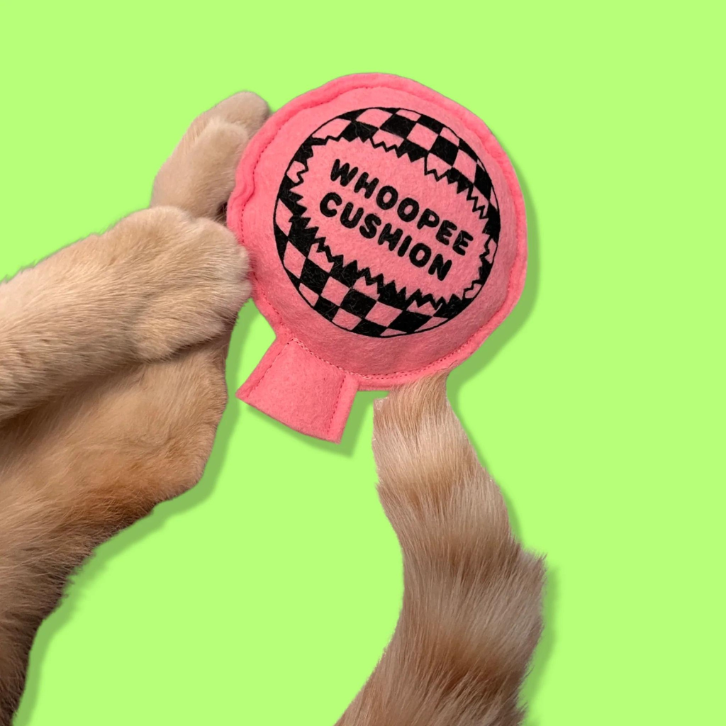 Catnip Whoopee Cushion - Re-leaf